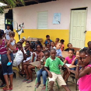 Led by HLF Co-Founder Therese Lundqvist, a group of volunteers traveled to the DR to help HLF's community partner Together for Better.