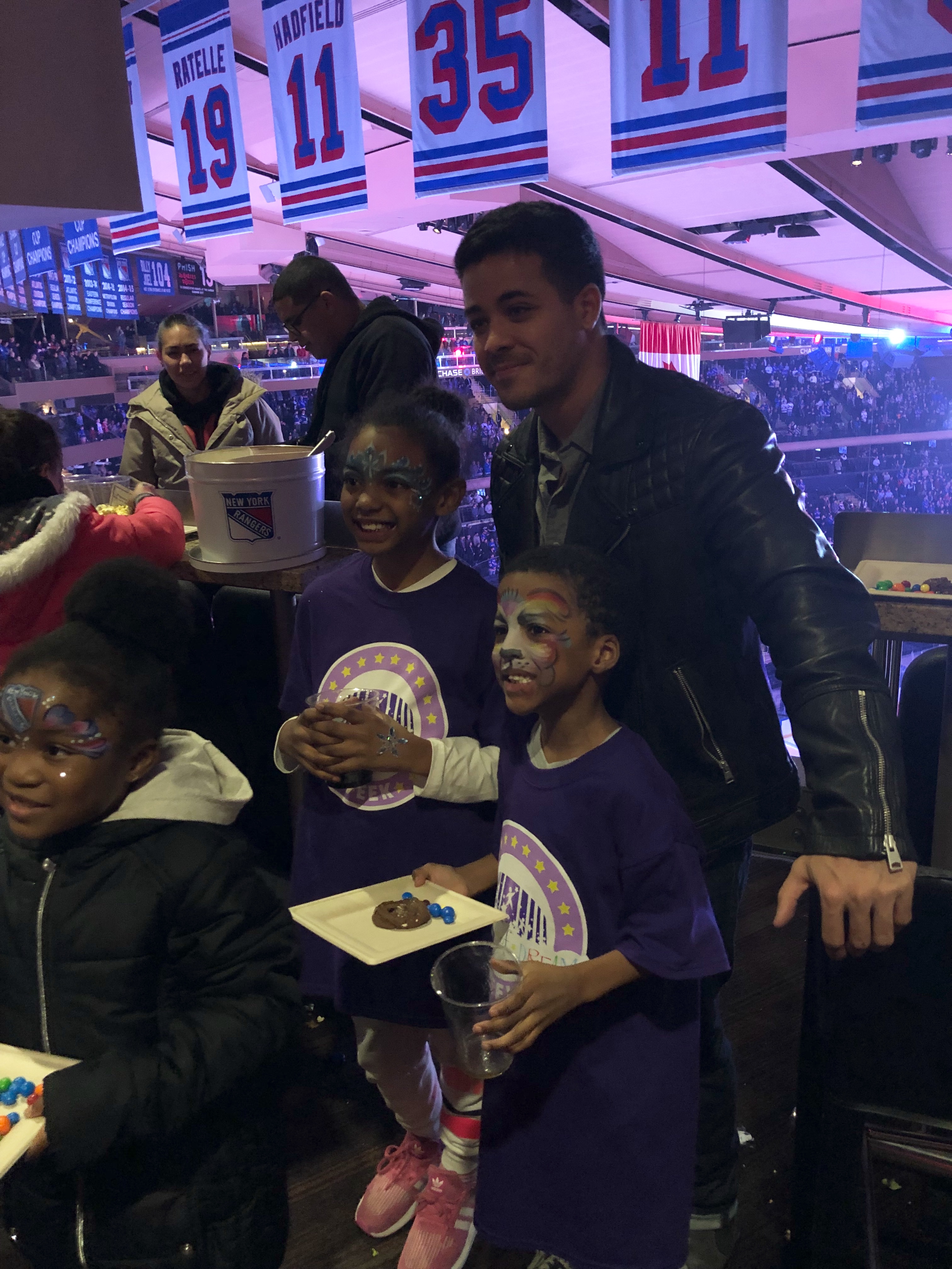 A fun night was had in Henrik’s Crease on December 14th 2018 when children from Crystal’s Place & Hospitality House were hosted.