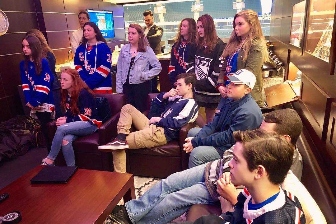 Last week our HLF Young Ambassadors attended a Service Learning Event hosted by Chase. After a career chat, YAs cheered for the New York Rangers and ended the night with HLF co-founder Henrik Lundqvist in the Rangers locker room! 
[Photo credit: Rebecca Taylor/MSG Photos]