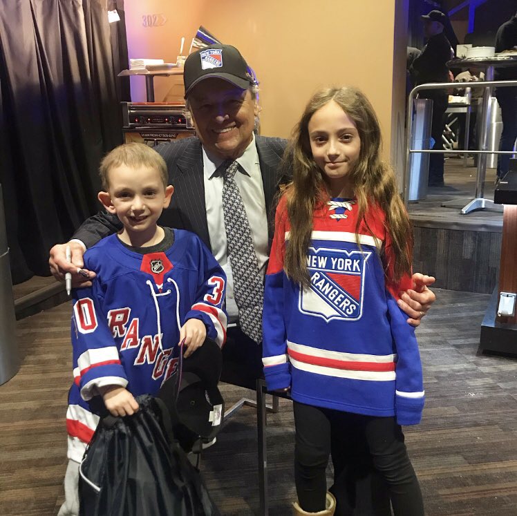 Families from Sloane Kettering enjoyed a NYR game from Henrik’s Crease with their new friend, NYR legend Rod Gilbert on February 4th.