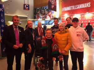 On Saturday October 19th HLF together with Frolunda and Joel Lundqvist hosted the first group of families from Ronald McDonald Hus in Gothenburg for a game experience and meet & greet.