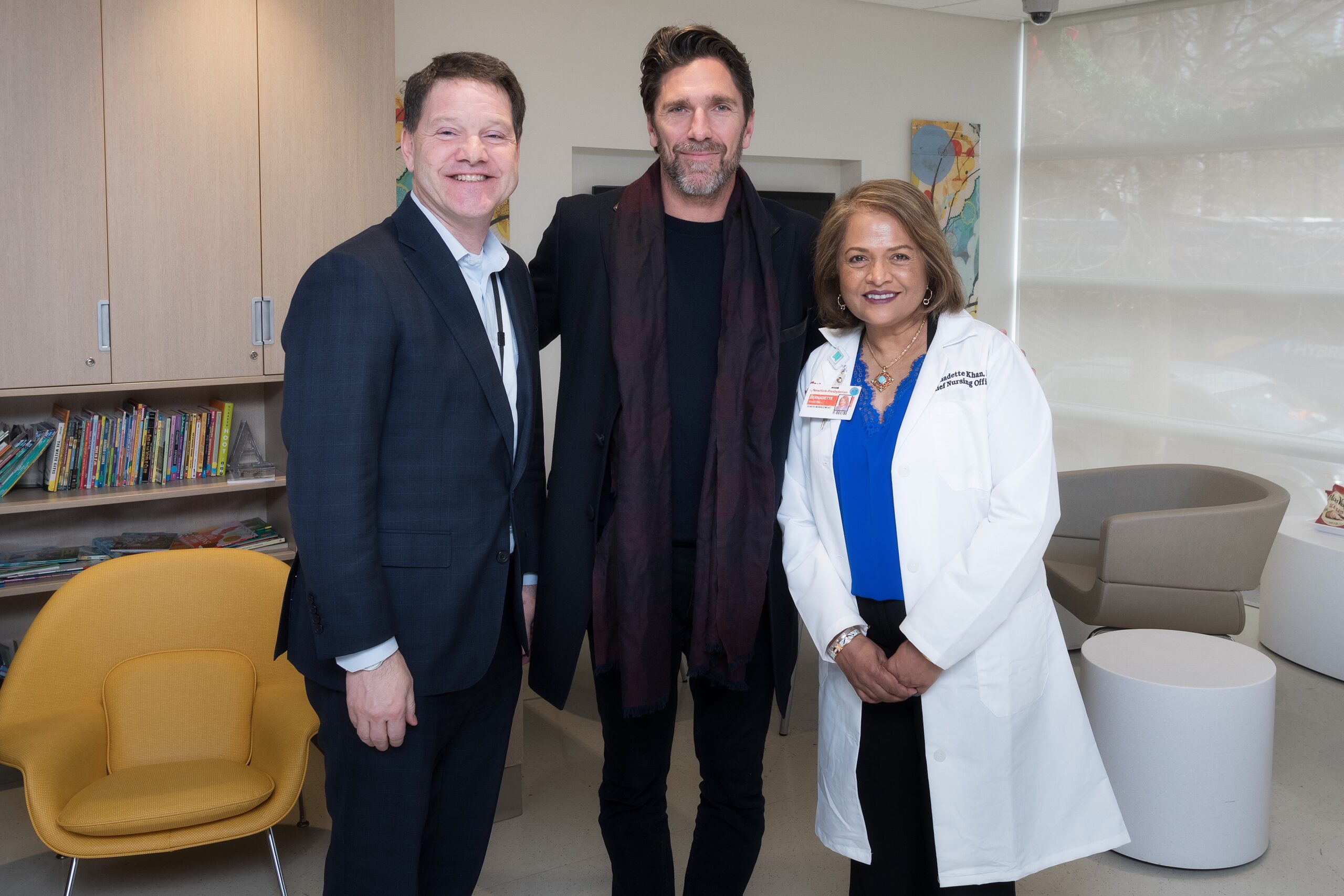 On Monday December 4th, HLF Founder, Henrik Lundqvist visited our community partner The NewYork Presbyterian Children’s Hospital.